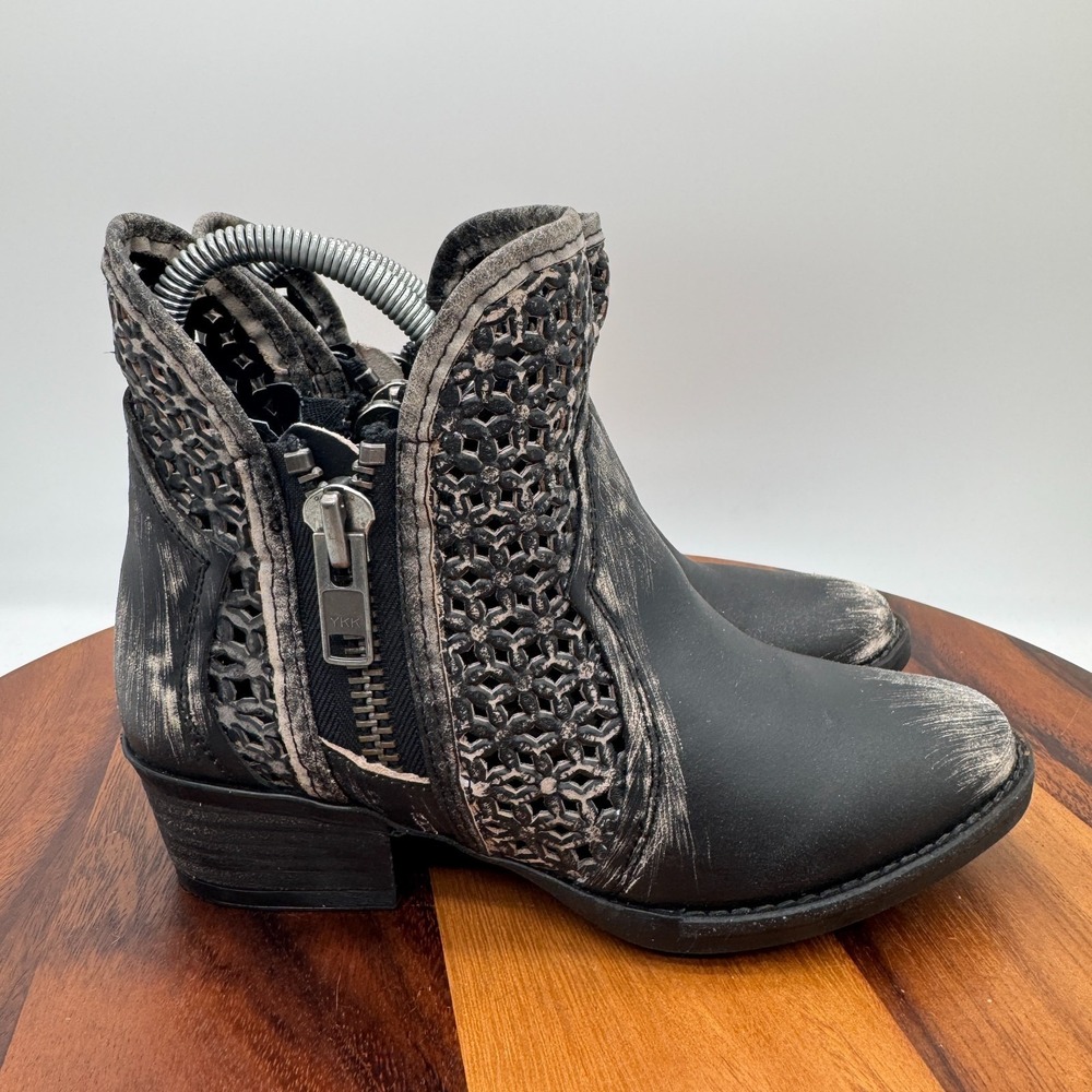 Circle G Western Boots Womens 6.5 Short Cut Out Ankle Booties Distressed Black